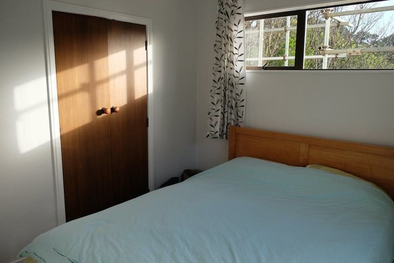 Photo of property in 132 Wadestown Road, Wadestown, Wellington, 6012