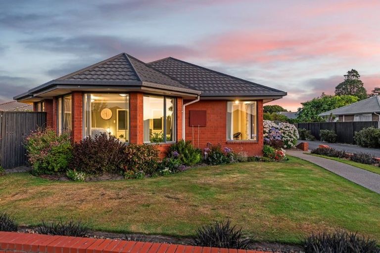 Photo of property in 25 Bella Rosa Drive, Hei Hei, Christchurch, 8042