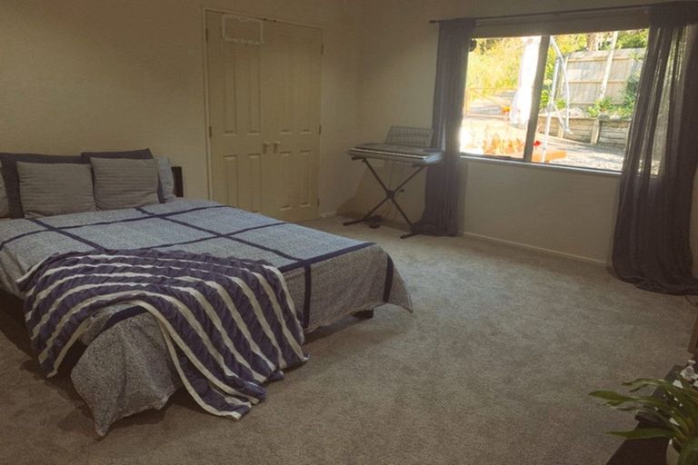 Photo of property in 279c Royal Road, Massey, Auckland, 0614