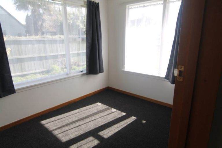 Photo of property in 435 Avonhead Road, Avonhead, Christchurch, 8042