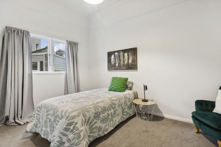 Photo of property in 12 Macbeth Street, Caversham, Dunedin, 9012