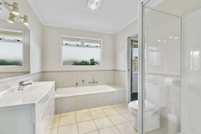 Photo of property in 17 Cresta Drive, Katikati, 3129
