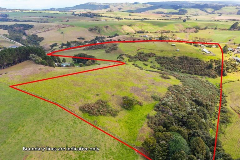 Photo of property in 67 Muriwai Valley Road, Muriwai, Waimauku, 0881