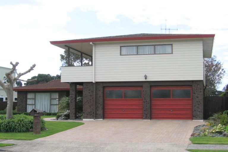 Photo of property in 11 Berwick Place, Mount Maunganui, 3116