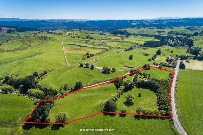 Photo of property in 25 Kakariki Farm Road, Kotemaori, 4188