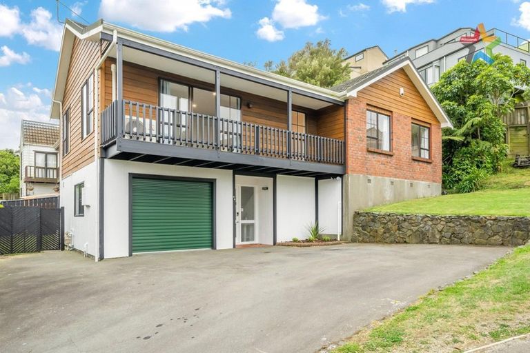 Photo of property in 62 Cortina Avenue, Johnsonville, Wellington, 6037