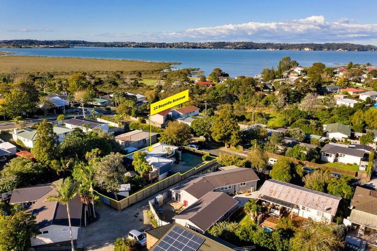 Photo of property in 22 Bayside Avenue, Te Atatu Peninsula, Auckland, 0610