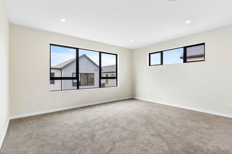 Photo of property in 11b Markham Place, Bucklands Beach, Auckland, 2012