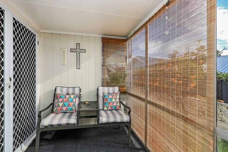 Photo of property in 17 Laurent Place, Greenmeadows, Napier, 4112