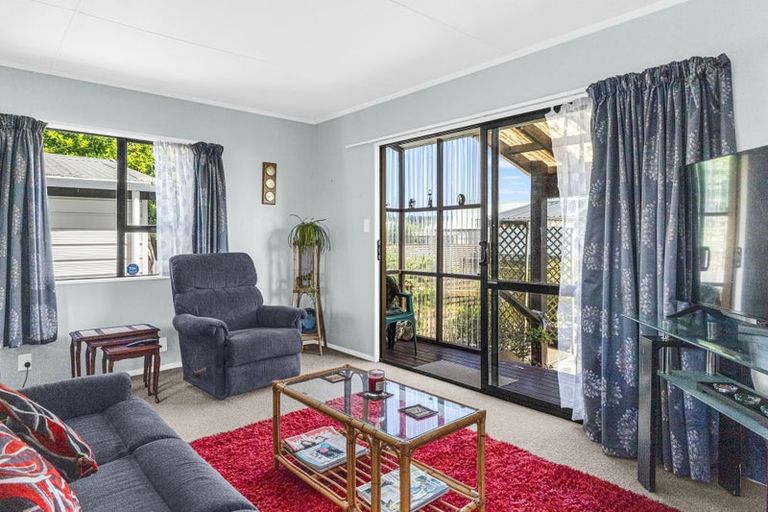 Photo of property in 2 Hodge Place, Aramoho, Whanganui, 4500