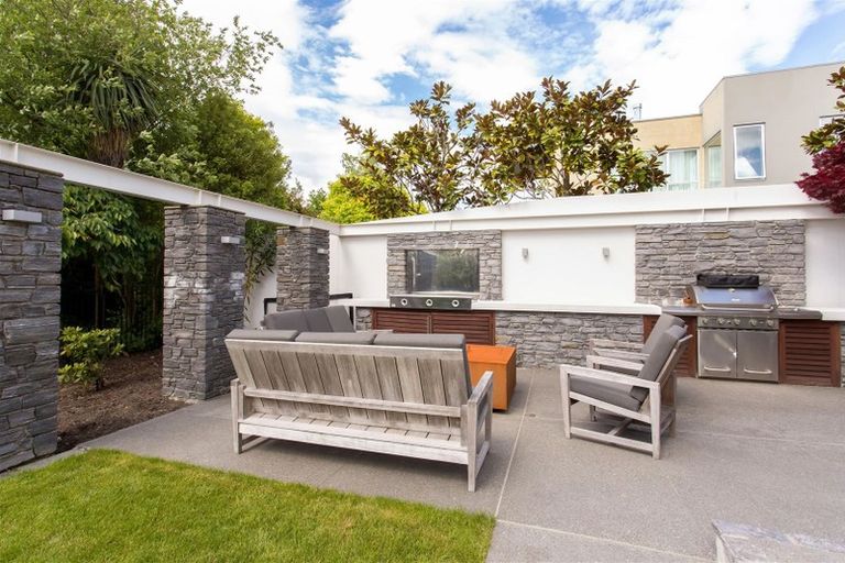 Photo of property in 45a Waiwetu Street, Burnside, Christchurch, 8053