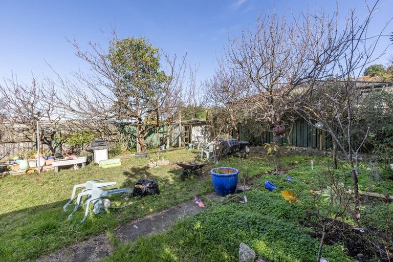 Photo of property in 14 Chaucer Road, Hospital Hill, Napier, 4110