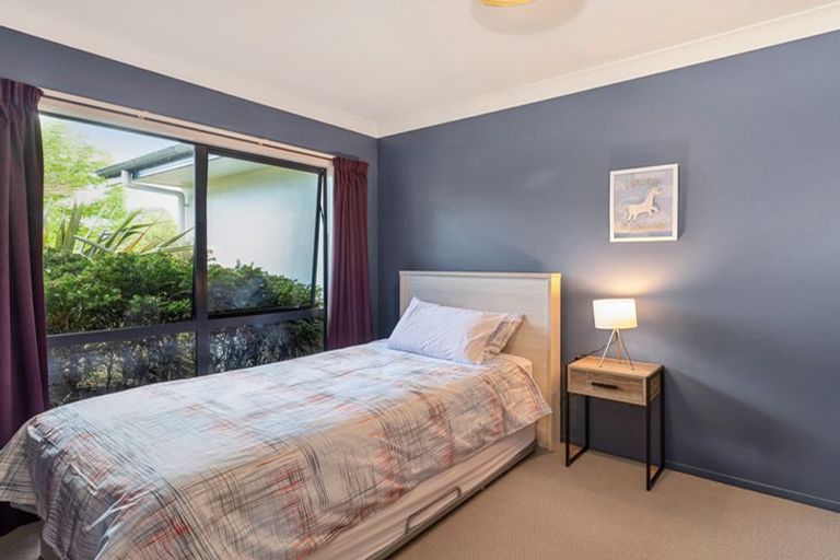 Photo of property in 28 Holden Avenue, Holdens Bay, Rotorua, 3010