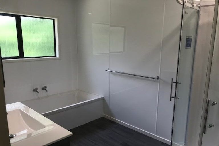 Photo of property in 16a Churchill Avenue, Maeroa, Hamilton, 3200