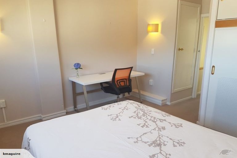 Photo of property in 4 Claremont Grove, Mount Victoria, Wellington, 6011