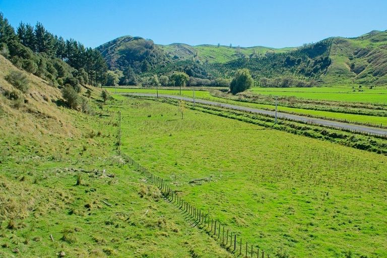 Photo of property in 1215 Wharekopae Road, Ngatapa, Gisborne, 4072