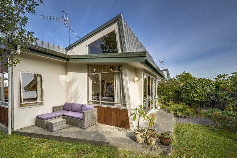 Photo of property in 51 Freyberg Avenue, Tamatea, Napier, 4112