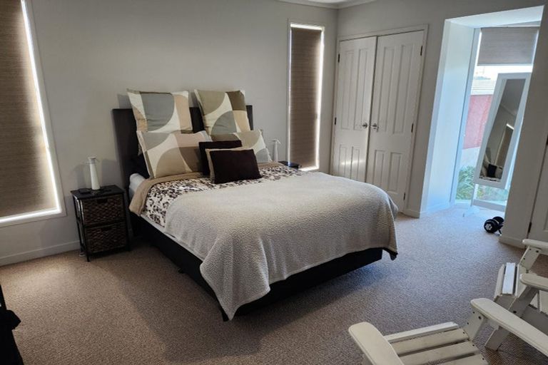 Photo of property in 9 Sackville Street, Fitzroy, New Plymouth, 4312