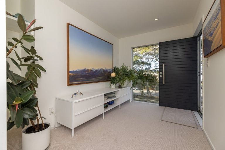 Photo of property in 5 Wharemauku Road, Raumati Beach, Paraparaumu, 5032