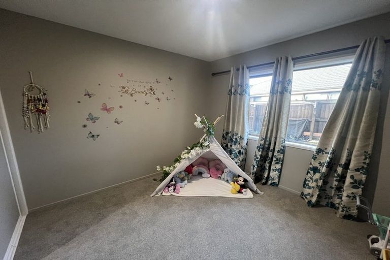 Photo of property in 7 Azara Way, Wigram, Christchurch, 8025