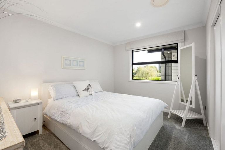 Photo of property in 11 South Oaks Close, Pukemoremore, Cambridge, 3493