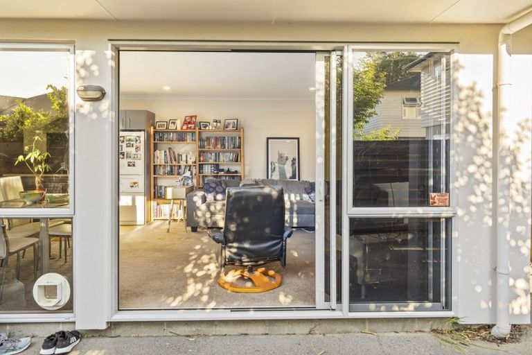 Photo of property in 9j Denver Place, Hamilton East, Hamilton, 3216