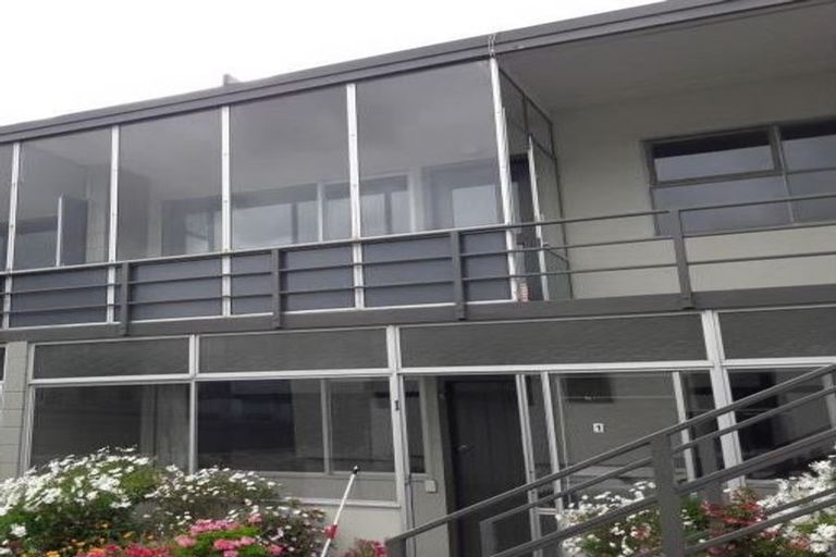 Photo of property in 6/37 Mclean Street, Tauranga, 3110