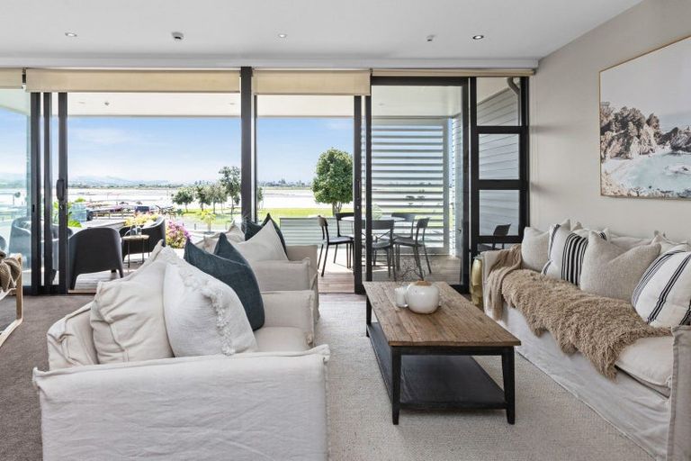 Photo of property in 213/7 Humber Street, Pandora, Napier, 4110