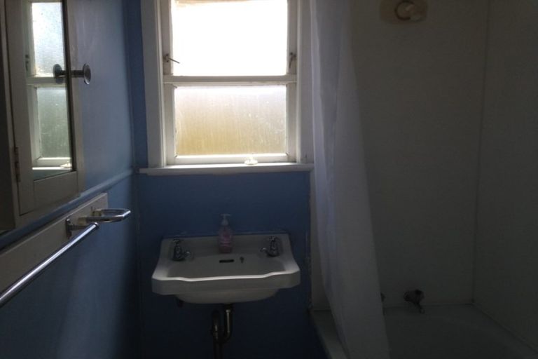 Photo of property in 108 Te Rangitautahanga Road, Turangi, 3334