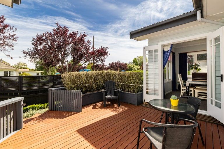 Photo of property in 10 Plassey Street, Havelock North, 4130