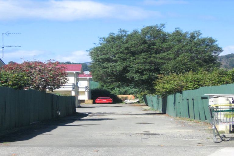 Photo of property in 12 Riverbank Street, Ebdentown, Upper Hutt, 5018