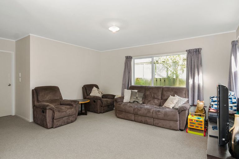 Photo of property in 19a Collie Road, Pukekohe, 2120