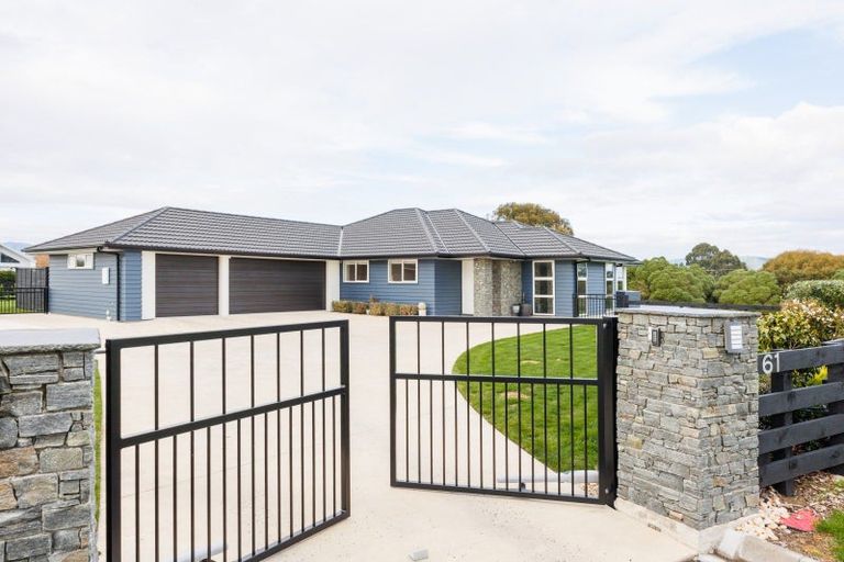 Photo of property in 61 Hartwell Drive, Kelvin Grove, Palmerston North, 4470
