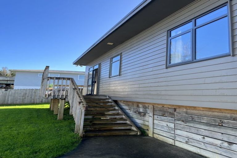 Photo of property in 49a Vincent Street, Howick, Auckland, 2014