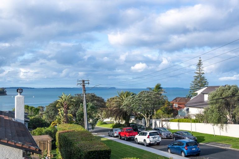 Photo of property in 3a Kowhai Road, Mairangi Bay, Auckland, 0630
