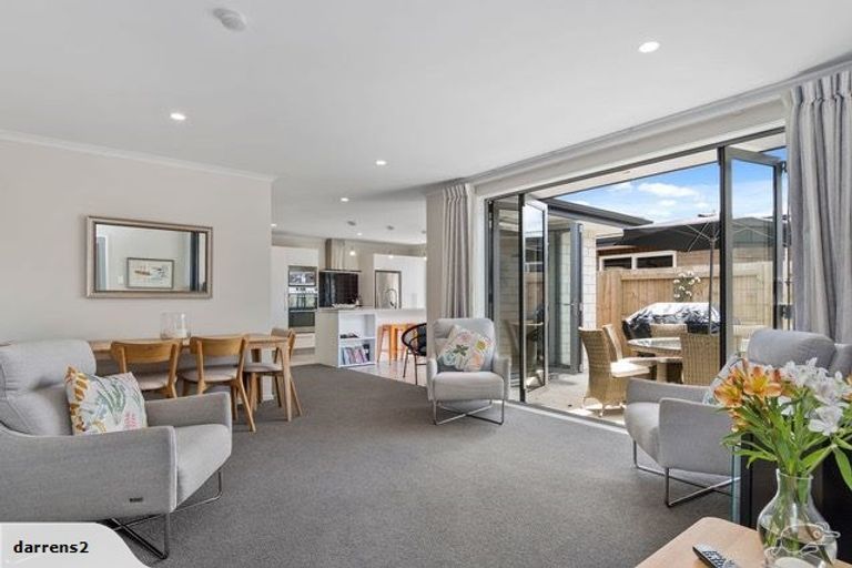 Photo of property in 2 Plantation Way, Papamoa, 3118