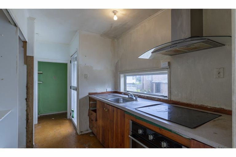 Photo of property in 33c Farquhar Road, Glendene, Auckland, 0602