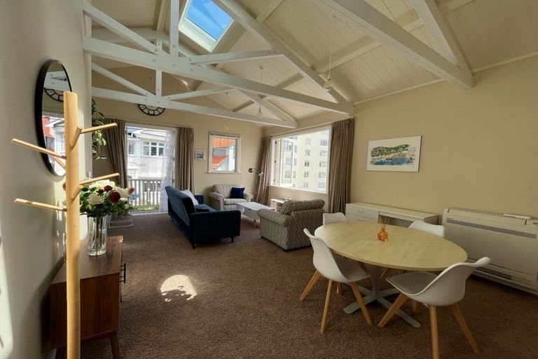 Photo of property in 13 Grass Street, Oriental Bay, Wellington, 6011
