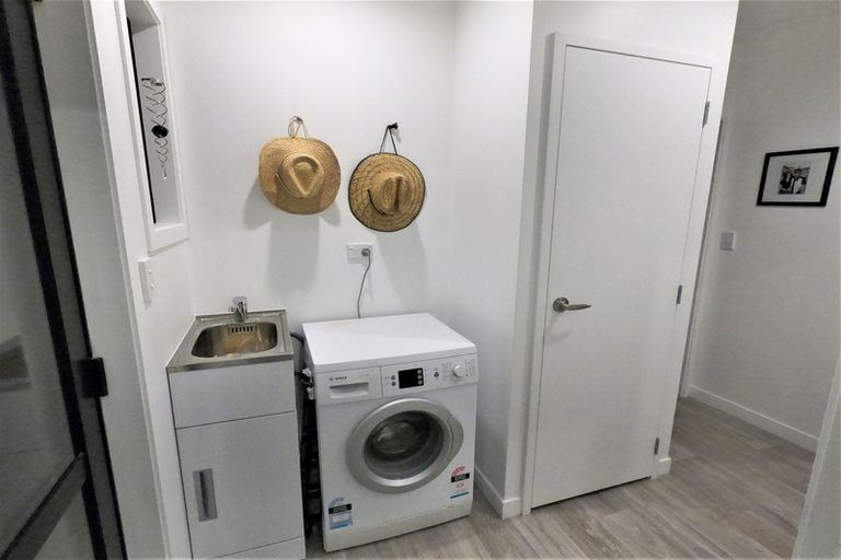 Photo of property in 9 Meenas Place, Cable Bay, 0420