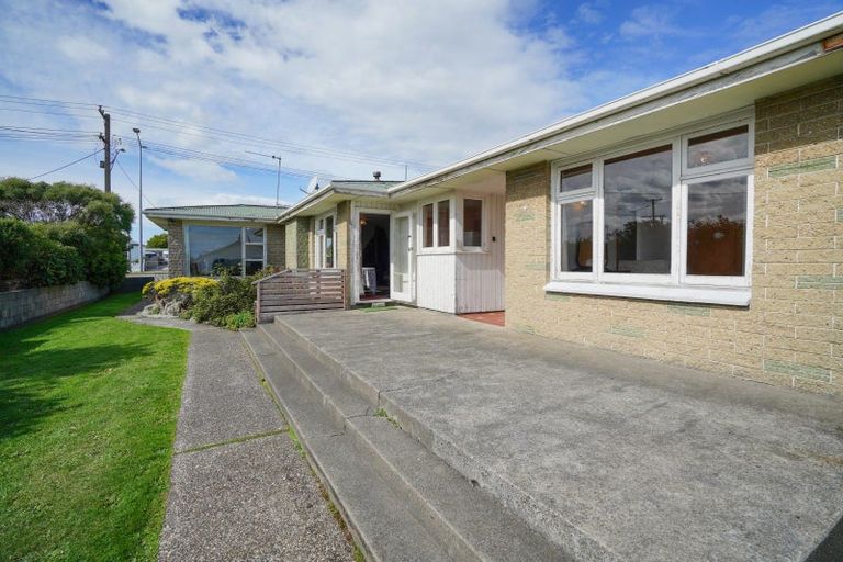 Photo of property in 16 Dunbeath Crescent, Kew, Invercargill, 9812