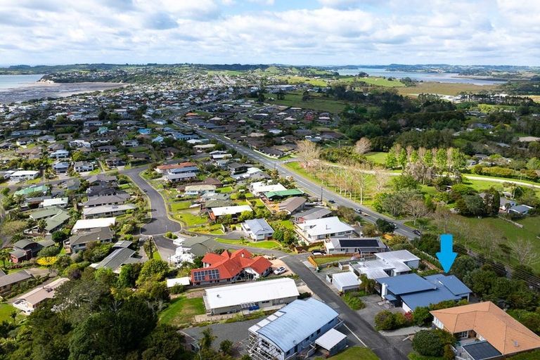 Photo of property in 25 Brampton Road, Snells Beach, 0920