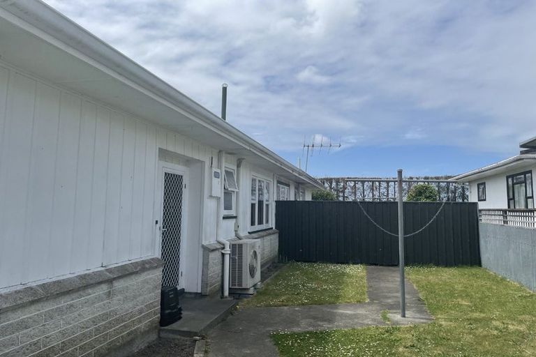 Photo of property in 443b Dalcross Street, Mayfair, Hastings, 4122