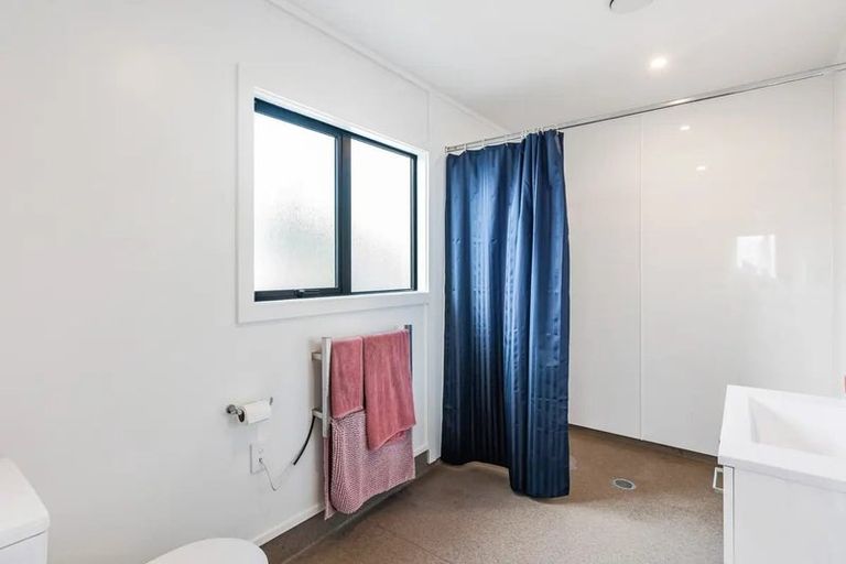 Photo of property in 27a Hinemoa Street, Levin, 5510