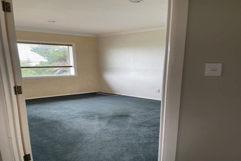 Photo of property in 27a St Annes Crescent, Wattle Downs, Auckland, 2103