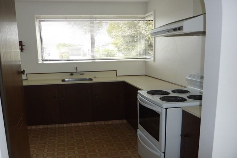 Photo of property in 2/68 Sabys Road, Halswell, Christchurch, 8025