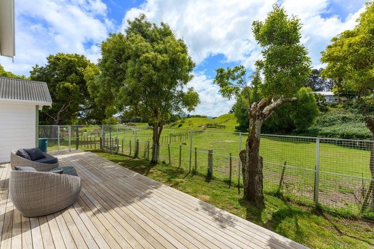Photo of property in 119 Ratanui Road, Paraparaumu, 5032