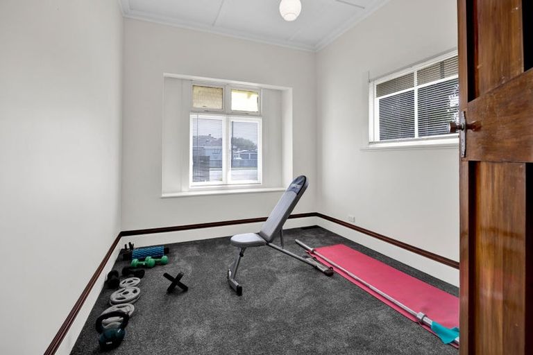 Photo of property in 195 South Road, Hawera, 4610