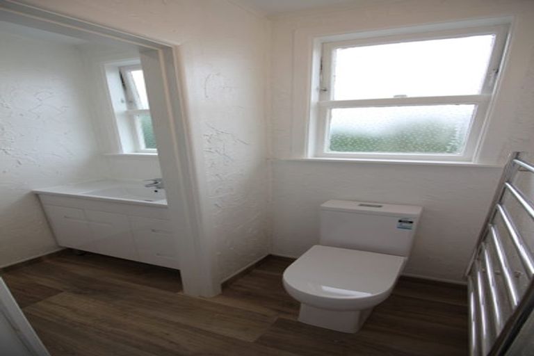 Photo of property in 327 Adelaide Road, Newtown, Wellington, 6021