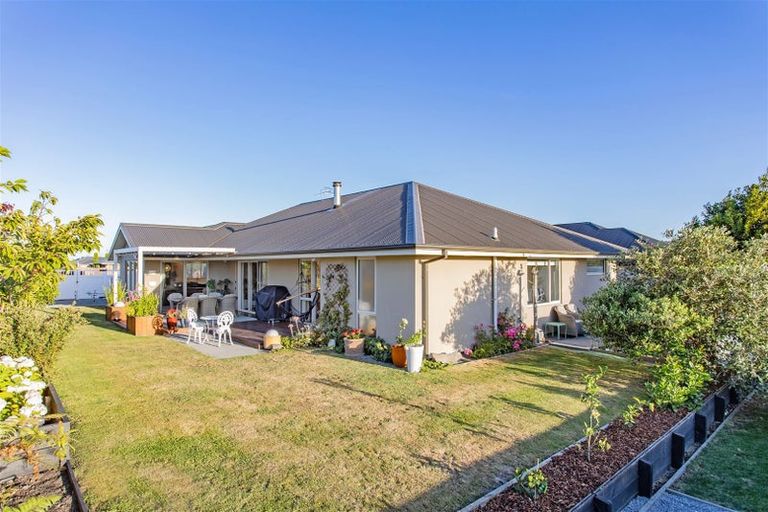 Photo of property in 85 Acacia Avenue, Rangiora, 7400