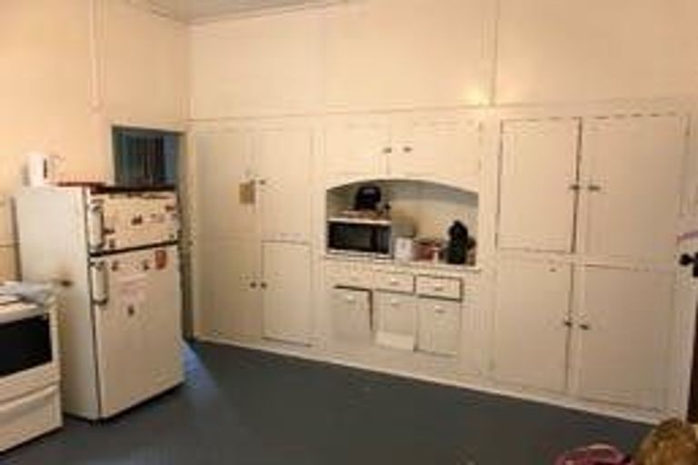 Photo of property in 1 Heriot Row, Dunedin Central, Dunedin, 9016